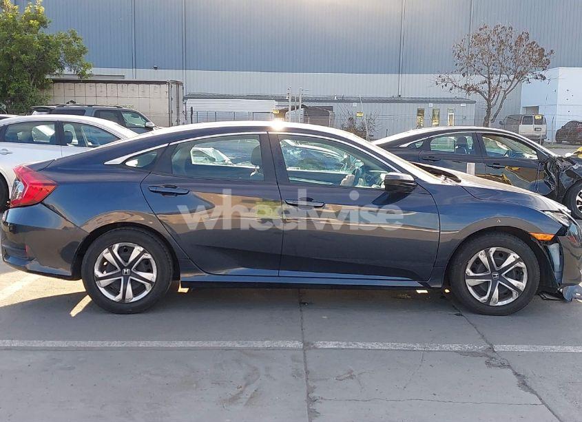 Photo 14 of 2017 Honda Civic LX (VIN 2HGFC2F57HH572711)