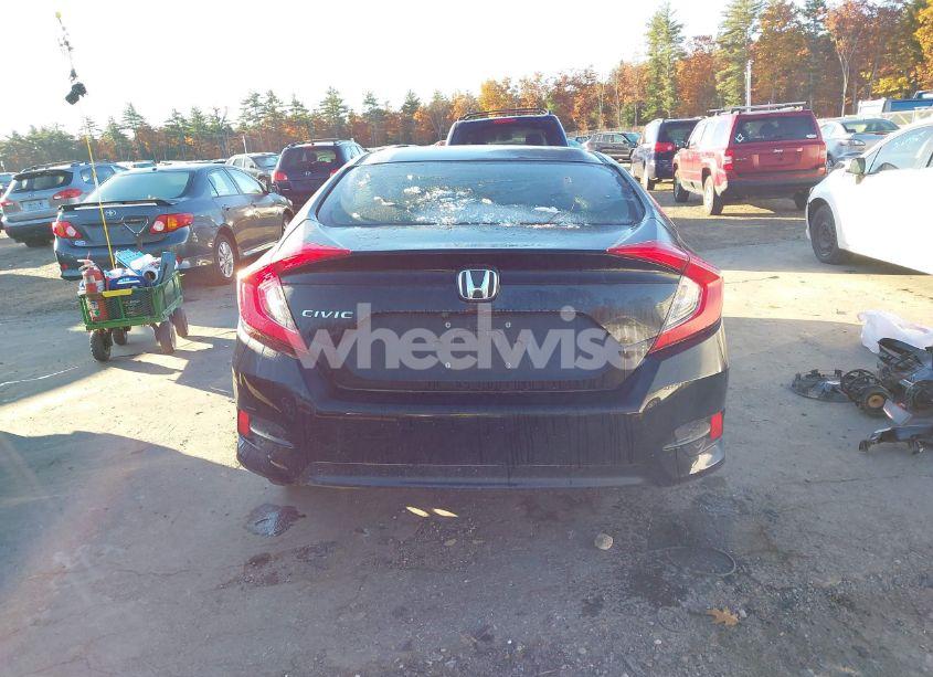 Photo 17 of 2018 Honda Civic LX (VIN 2HGFC2F57JH558216)