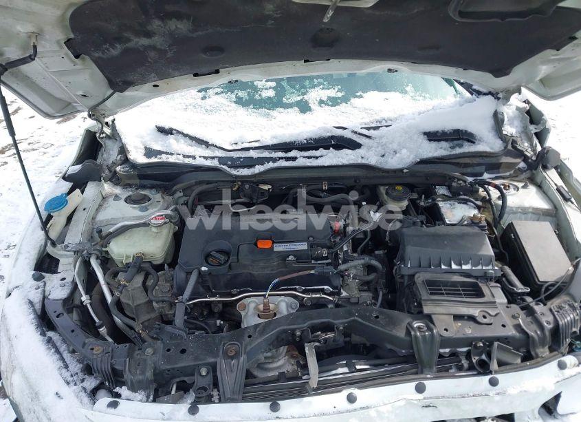 Photo 10 of 2018 Honda Civic LX (VIN 2HGFC2F57JH568597)