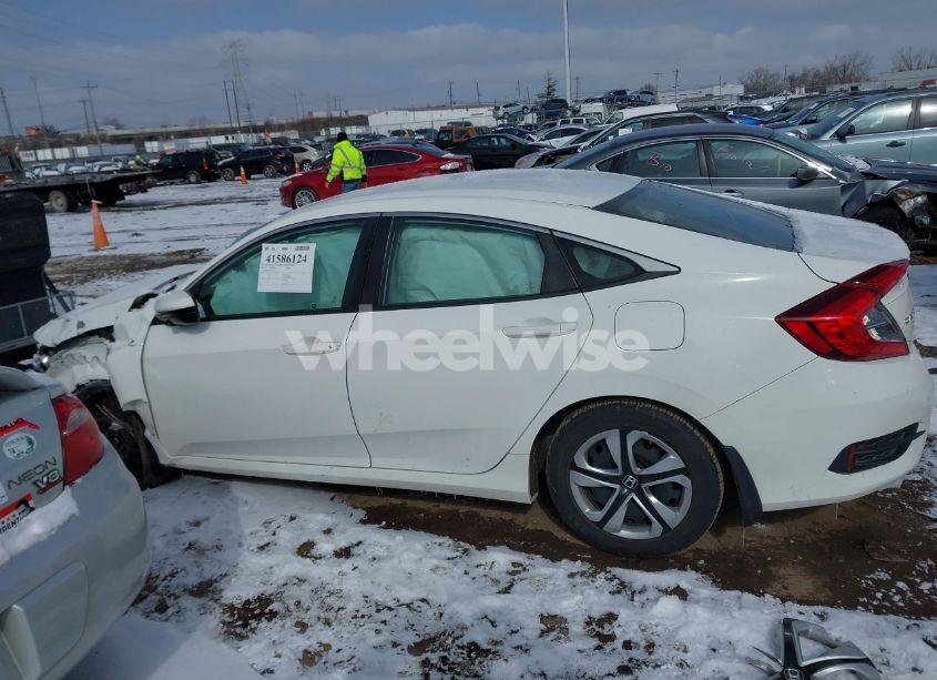 Photo 15 of 2018 Honda Civic LX (VIN 2HGFC2F57JH568597)