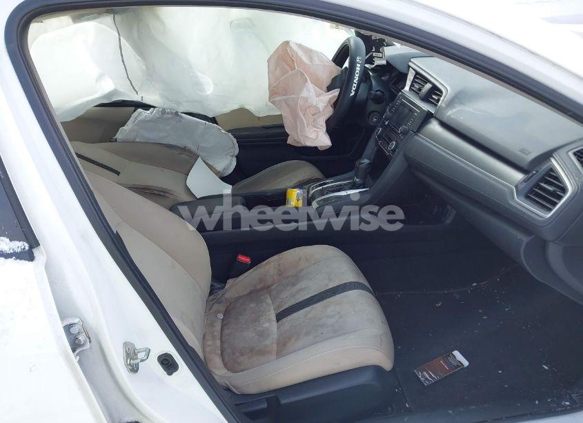 Photo 5 of 2018 Honda Civic LX (VIN 2HGFC2F57JH568597)