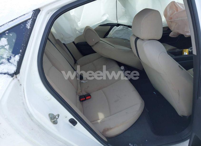 Photo 8 of 2018 Honda Civic LX (VIN 2HGFC2F57JH568597)