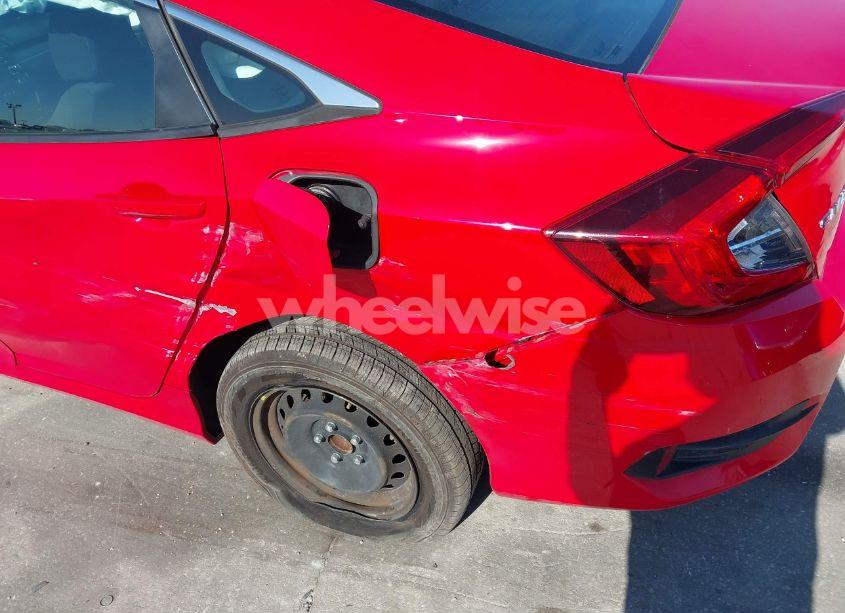 Photo 6 of 2018 Honda Civic LX (VIN 2HGFC2F57JH568972)