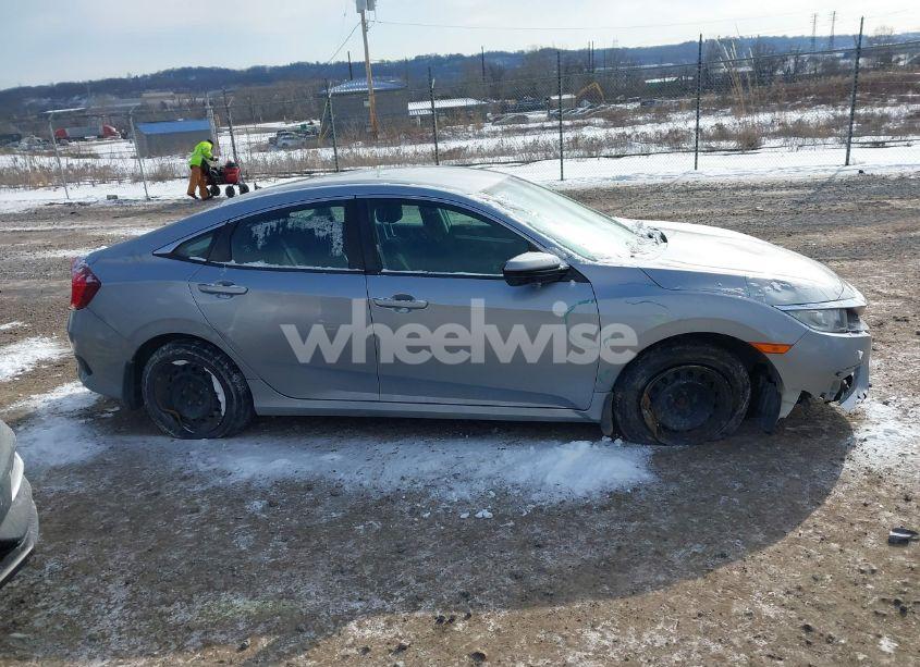 Photo 13 of 2018 Honda Civic LX (VIN 2HGFC2F57JH571628)