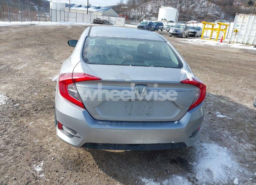 Photo 16 of 2018 Honda Civic LX (VIN 2HGFC2F57JH571628)