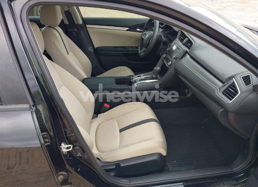 Photo 5 of 2018 Honda Civic LX (VIN 2HGFC2F57JH575484)