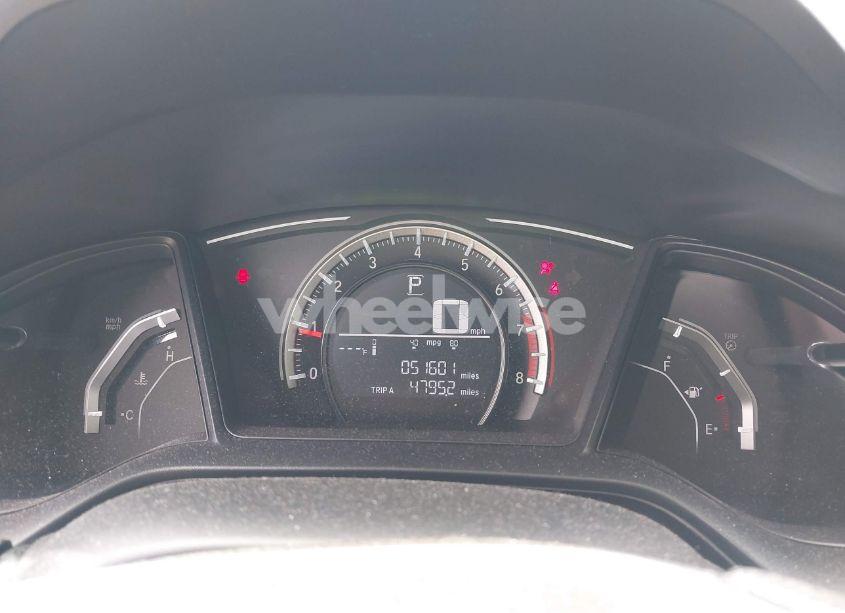 Photo 7 of 2018 Honda Civic LX (VIN 2HGFC2F57JH575484)