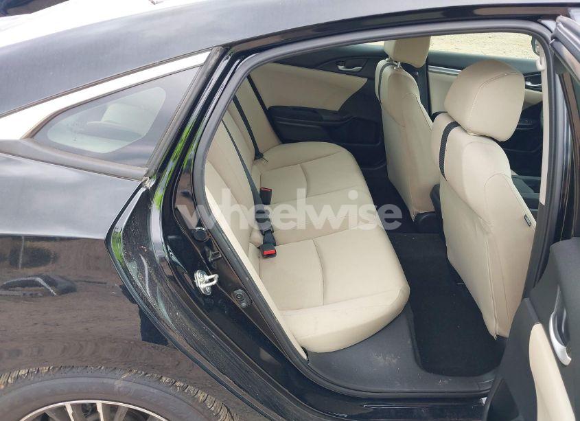 Photo 8 of 2018 Honda Civic LX (VIN 2HGFC2F57JH575484)