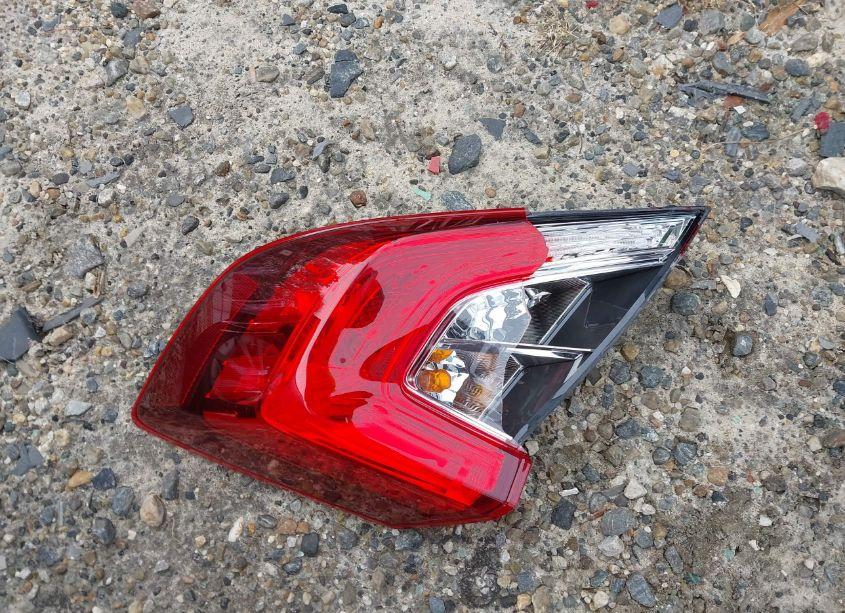 Photo 12 of 2018 Honda Civic LX (VIN 2HGFC2F57JH575520)