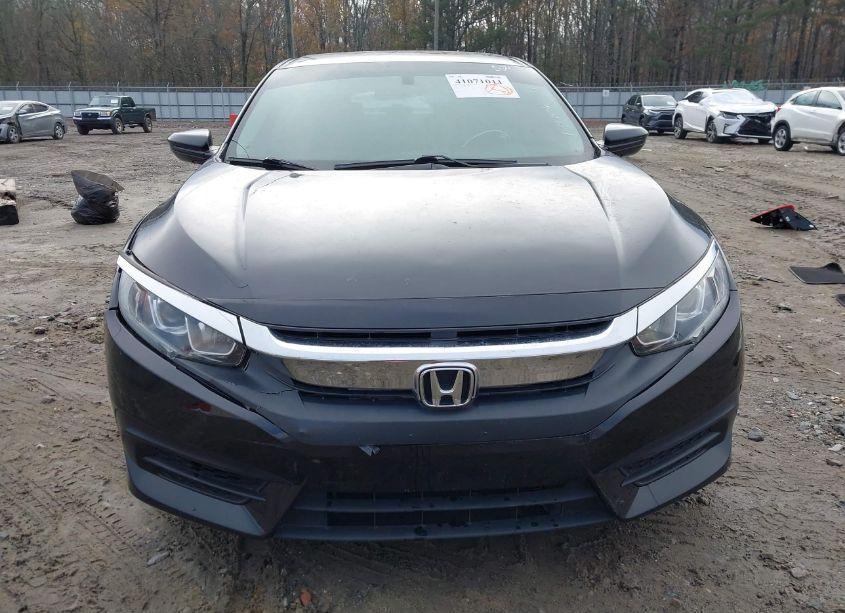 Photo 13 of 2018 Honda Civic LX (VIN 2HGFC2F57JH575520)