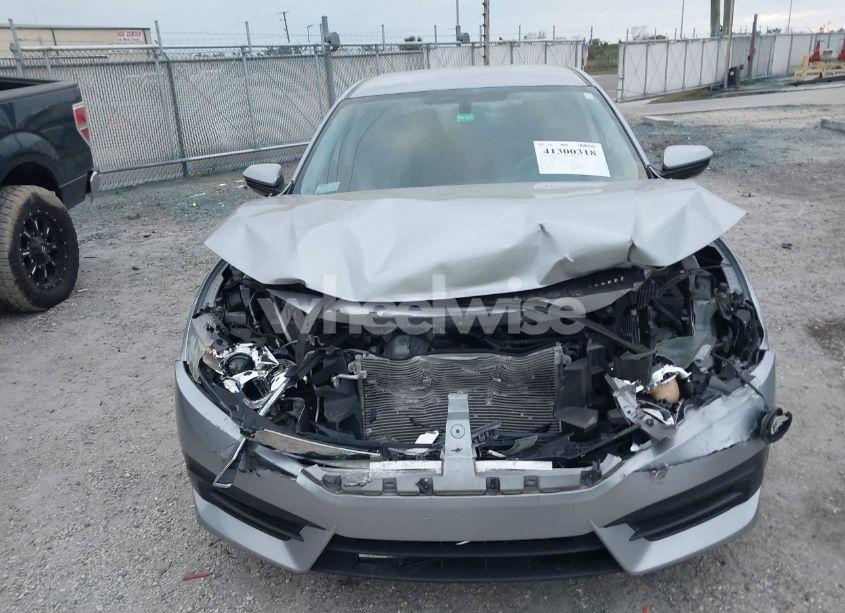 Photo 12 of 2018 Honda Civic LX (VIN 2HGFC2F57JH588722)