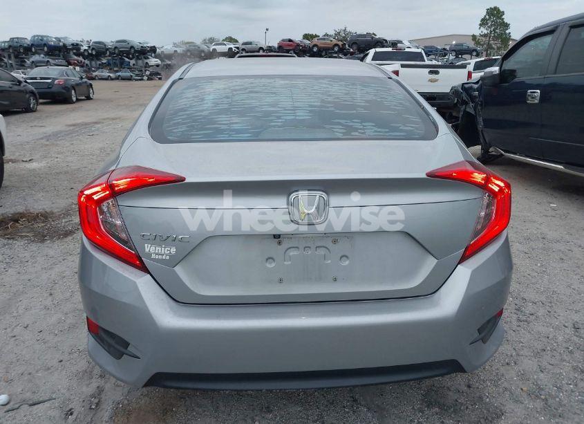 Photo 16 of 2018 Honda Civic LX (VIN 2HGFC2F57JH588722)