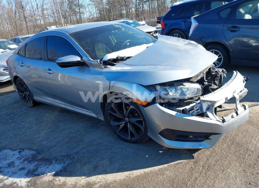 2018 Honda Civic LX (VIN 2HGFC2F57JH592270) main photo