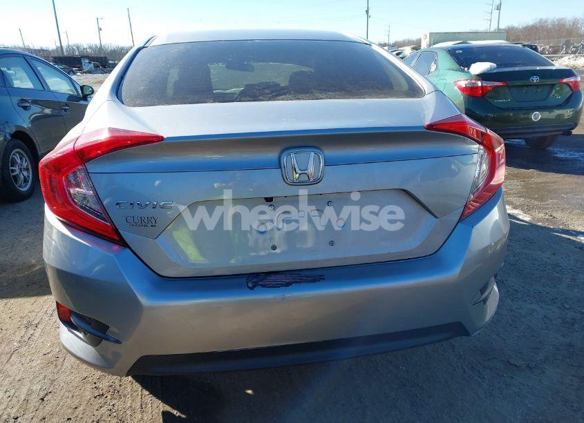 Photo 16 of 2018 Honda Civic LX (VIN 2HGFC2F57JH592270)