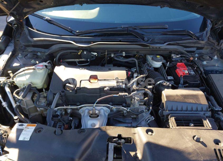 Photo 10 of 2018 Honda Civic LX (VIN 2HGFC2F57JH606765)