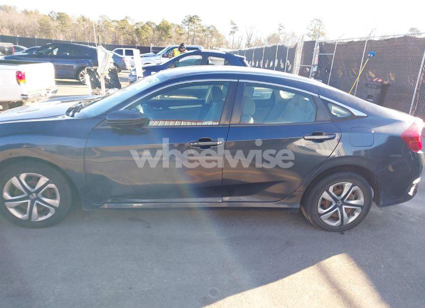 Photo 14 of 2018 Honda Civic LX (VIN 2HGFC2F57JH606765)