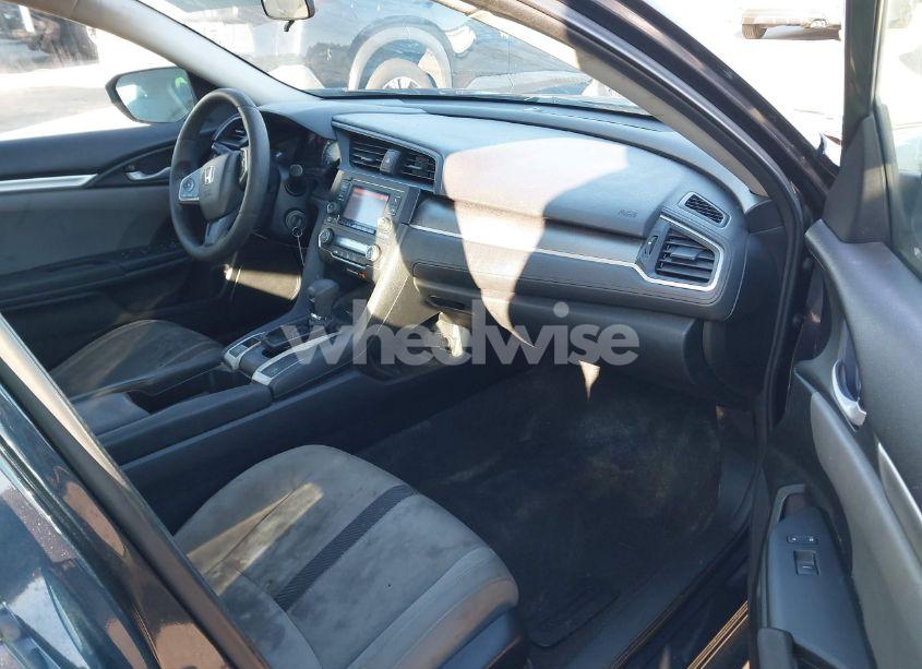 Photo 5 of 2018 Honda Civic LX (VIN 2HGFC2F57JH606765)