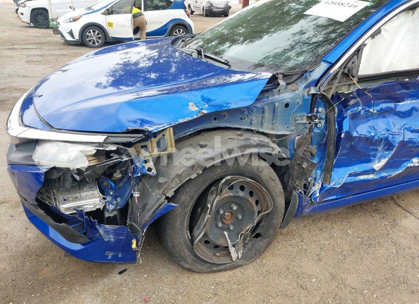 Photo 6 of 2016 Honda Civic LX (VIN 2HGFC2F58GH573929)