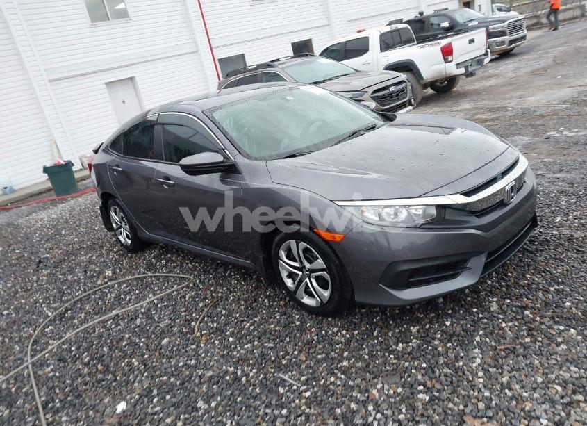 2017 Honda Civic LX (VIN 2HGFC2F58HH541869) main photo