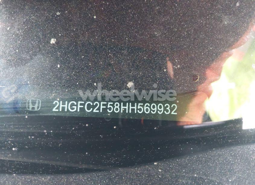 Photo 17 of 2017 Honda Civic LX (VIN 2HGFC2F58HH569932)