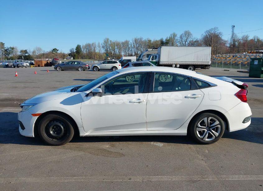 Photo 14 of 2018 Honda Civic LX (VIN 2HGFC2F58JH507677)