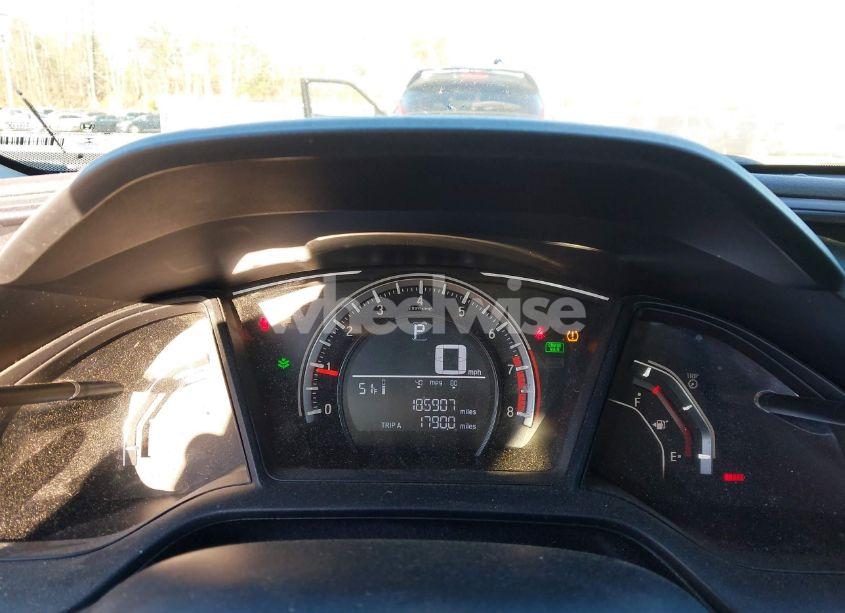 Photo 7 of 2018 Honda Civic LX (VIN 2HGFC2F58JH507677)