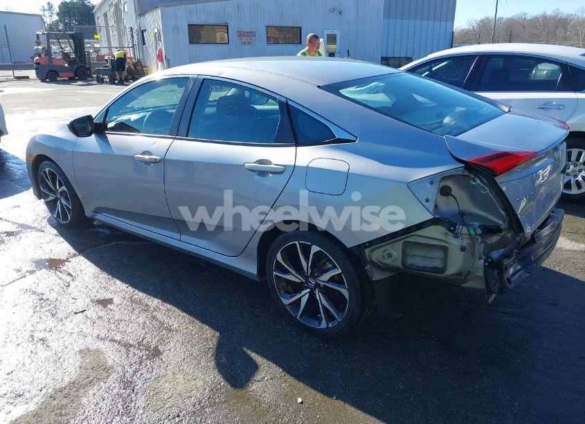 Photo 3 of 2018 Honda Civic LX (VIN 2HGFC2F58JH516279)