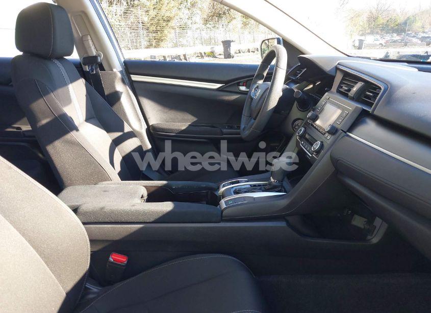 Photo 5 of 2018 Honda Civic LX (VIN 2HGFC2F58JH516279)