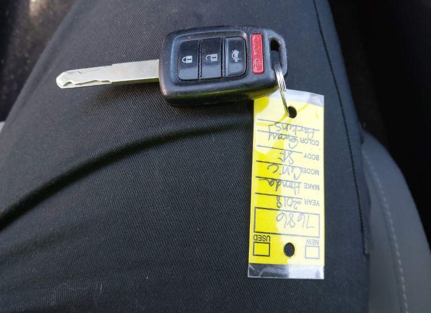 Photo 11 of 2018 Honda Civic LX (VIN 2HGFC2F58JH520509)