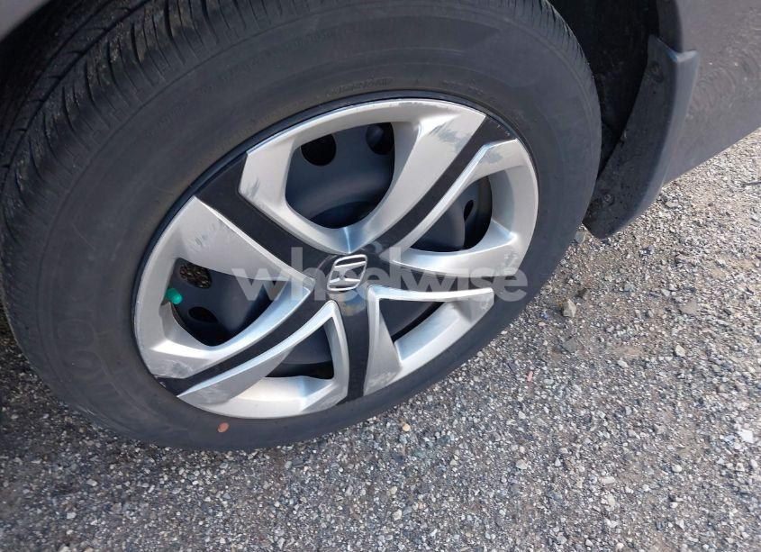 Photo 12 of 2018 Honda Civic LX (VIN 2HGFC2F58JH520543)