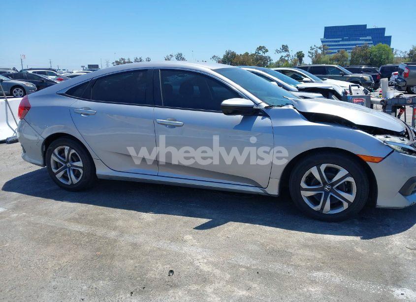 Photo 13 of 2018 Honda Civic LX (VIN 2HGFC2F58JH527122)