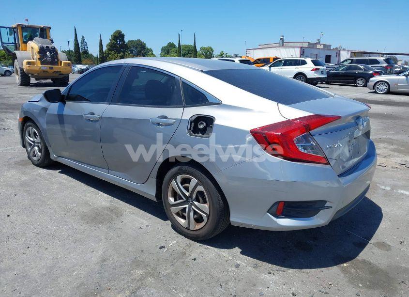 Photo 3 of 2018 Honda Civic LX (VIN 2HGFC2F58JH527122)