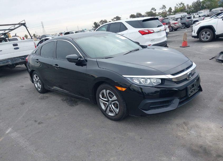 2018 Honda Civic LX (VIN 2HGFC2F58JH529131) main photo