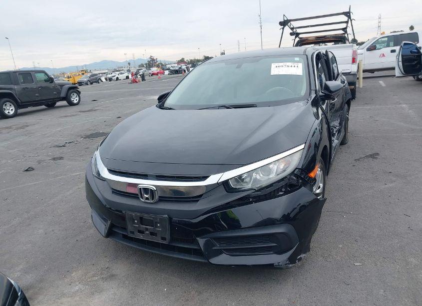 Photo 12 of 2018 Honda Civic LX (VIN 2HGFC2F58JH529131)