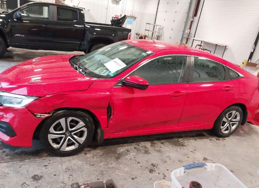 Photo 14 of 2018 Honda Civic LX (VIN 2HGFC2F58JH534989)