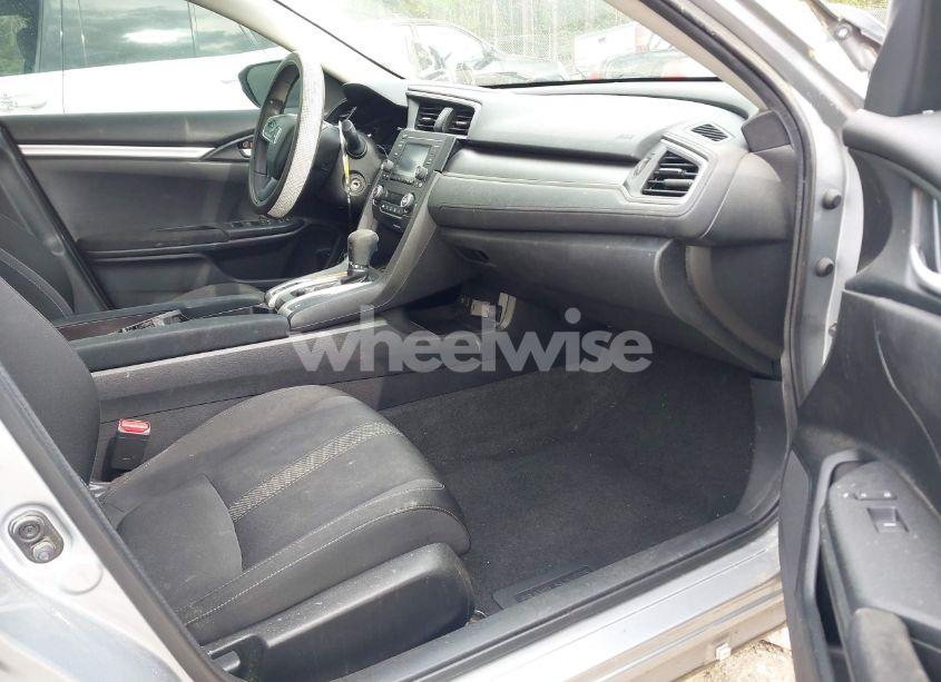 Photo 5 of 2018 Honda Civic LX (VIN 2HGFC2F58JH584016)