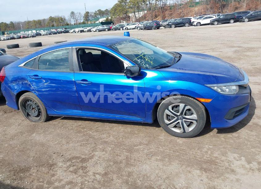 Photo 13 of 2018 Honda Civic LX (VIN 2HGFC2F58JH610288)