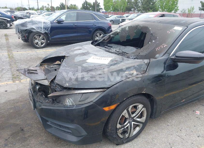 Photo 11 of 2016 Honda Civic LX (VIN 2HGFC2F59GH501072)