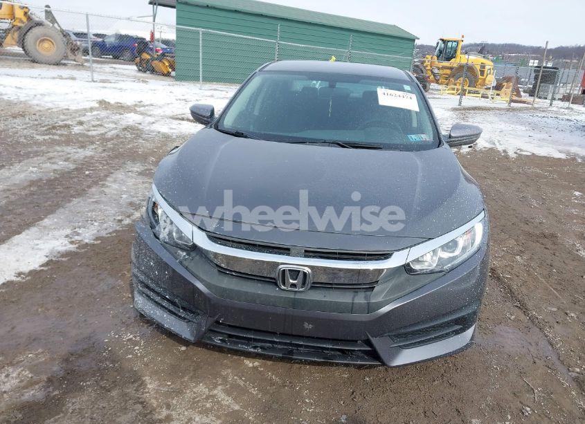 Photo 12 of 2017 Honda Civic LX (VIN 2HGFC2F59HH511960)