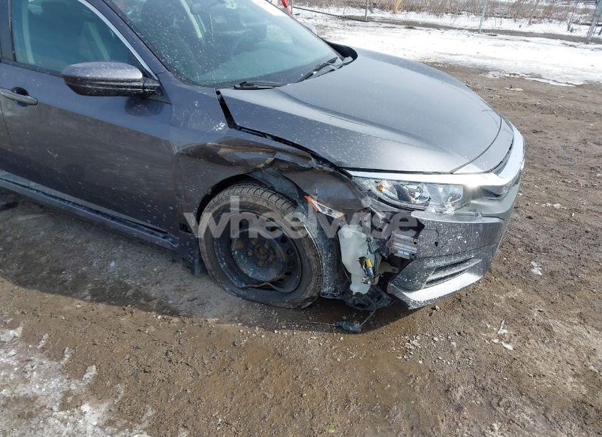 Photo 6 of 2017 Honda Civic LX (VIN 2HGFC2F59HH511960)