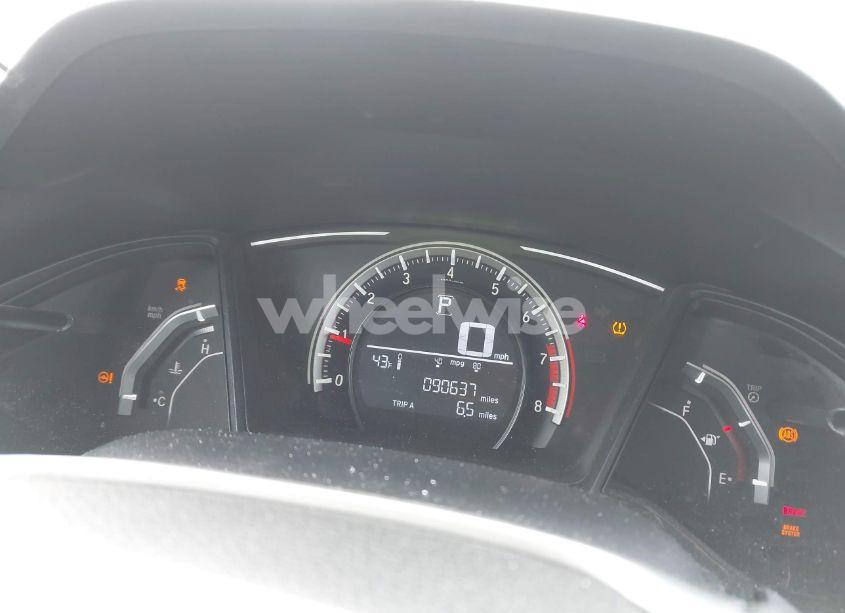 Photo 7 of 2017 Honda Civic LX (VIN 2HGFC2F59HH511960)
