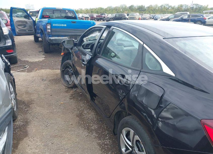 Photo 14 of 2017 Honda Civic LX (VIN 2HGFC2F59HH567655)