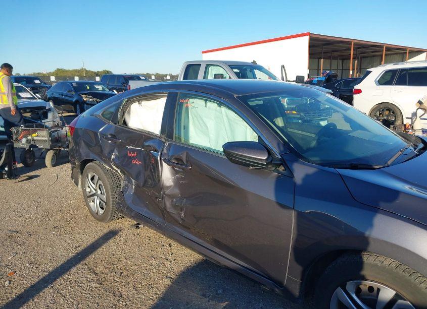 Photo 6 of 2018 Honda Civic LX (VIN 2HGFC2F59JH514699)