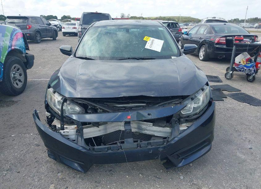 Photo 12 of 2018 Honda Civic LX (VIN 2HGFC2F59JH516565)