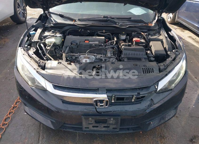 Photo 10 of 2018 Honda Civic LX (VIN 2HGFC2F59JH526738)