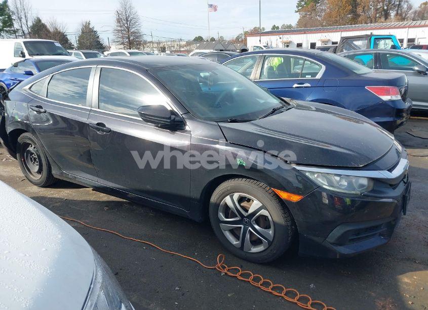 Photo 13 of 2018 Honda Civic LX (VIN 2HGFC2F59JH526738)