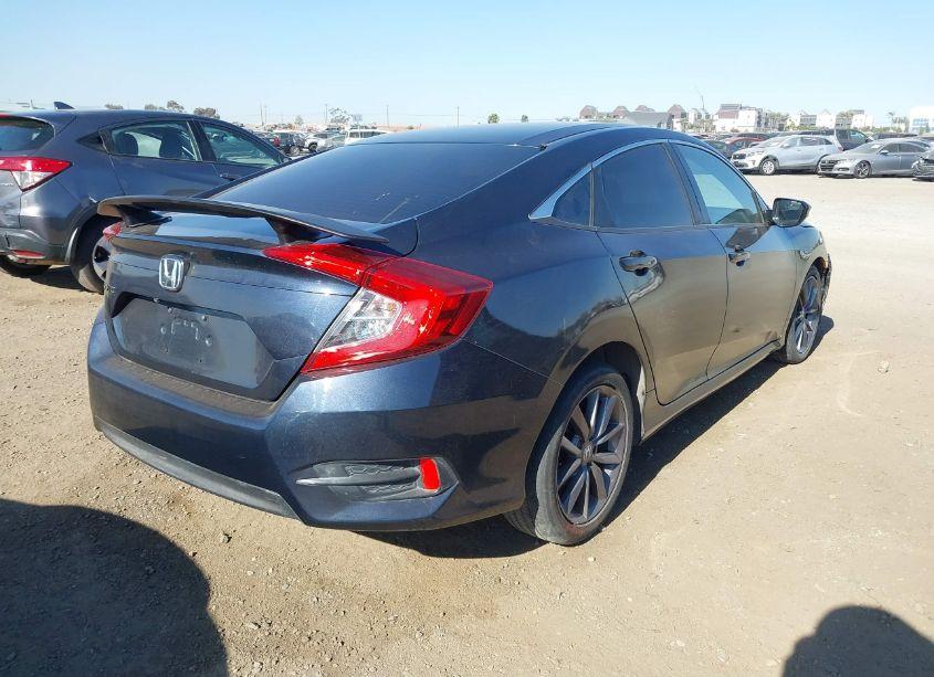 Photo 4 of 2018 Honda Civic LX (VIN 2HGFC2F59JH535732)
