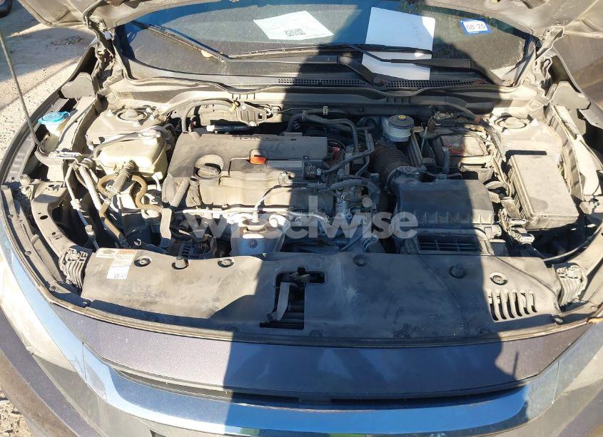 Photo 10 of 2018 Honda Civic LX (VIN 2HGFC2F59JH563532)