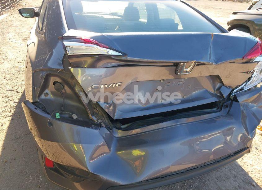 Photo 6 of 2018 Honda Civic LX (VIN 2HGFC2F59JH563532)