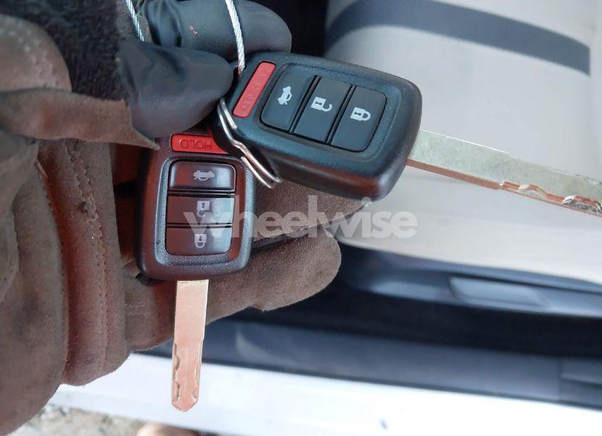 Photo 11 of 2018 Honda Civic LX (VIN 2HGFC2F59JH581576)